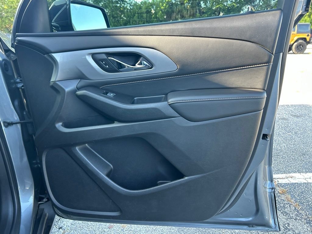 Used 2019 Chevrolet Traverse LS FWD image 25