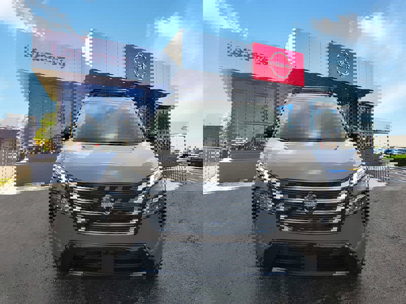 New 2025 Nissan Rogue Platinum w/ Platinum Premium Package image 2