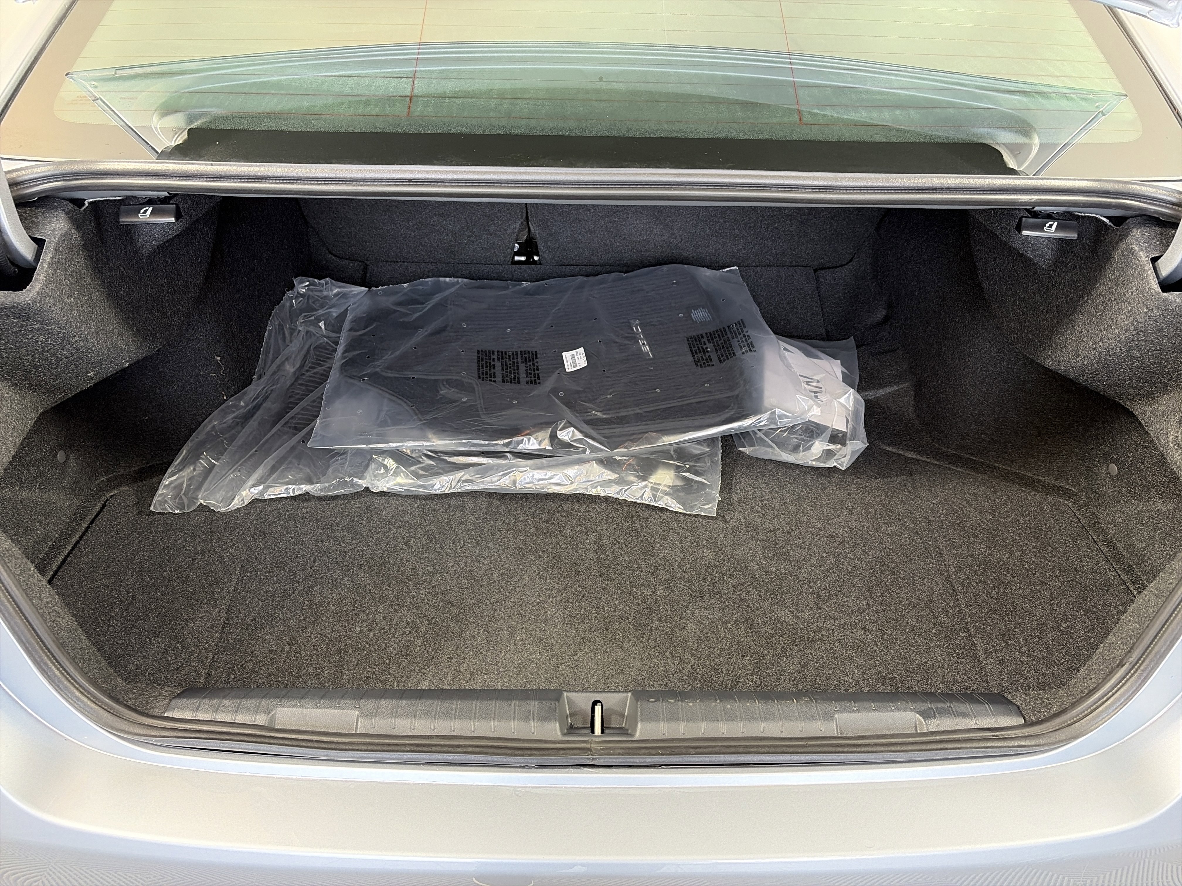 Used 2025 Subaru Legacy Premium image 14