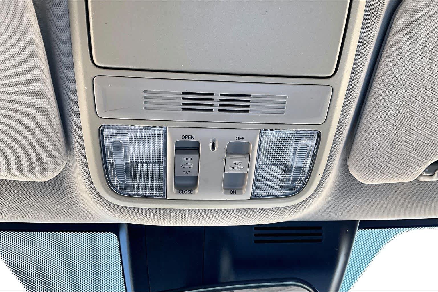 Used 2018 Honda CR-V EX image 35