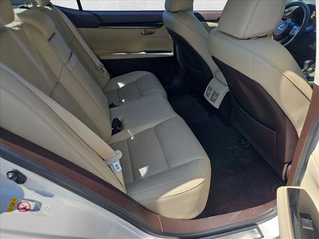 Used 2017 Lexus ES 350 w/ Accessory Package 2 FWD image 25