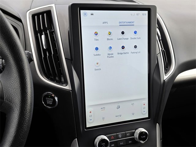 Used 2024 Ford Edge SE w/ Black Appearance Package image 16