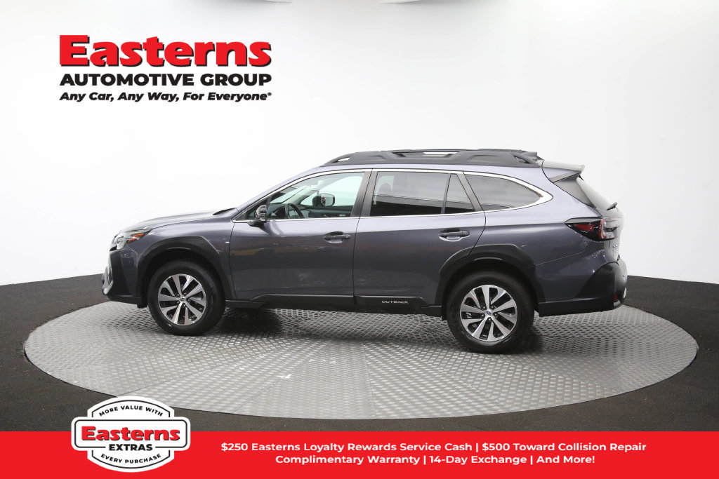 Used 2023 Subaru Outback Premium AWD/4WD image 60