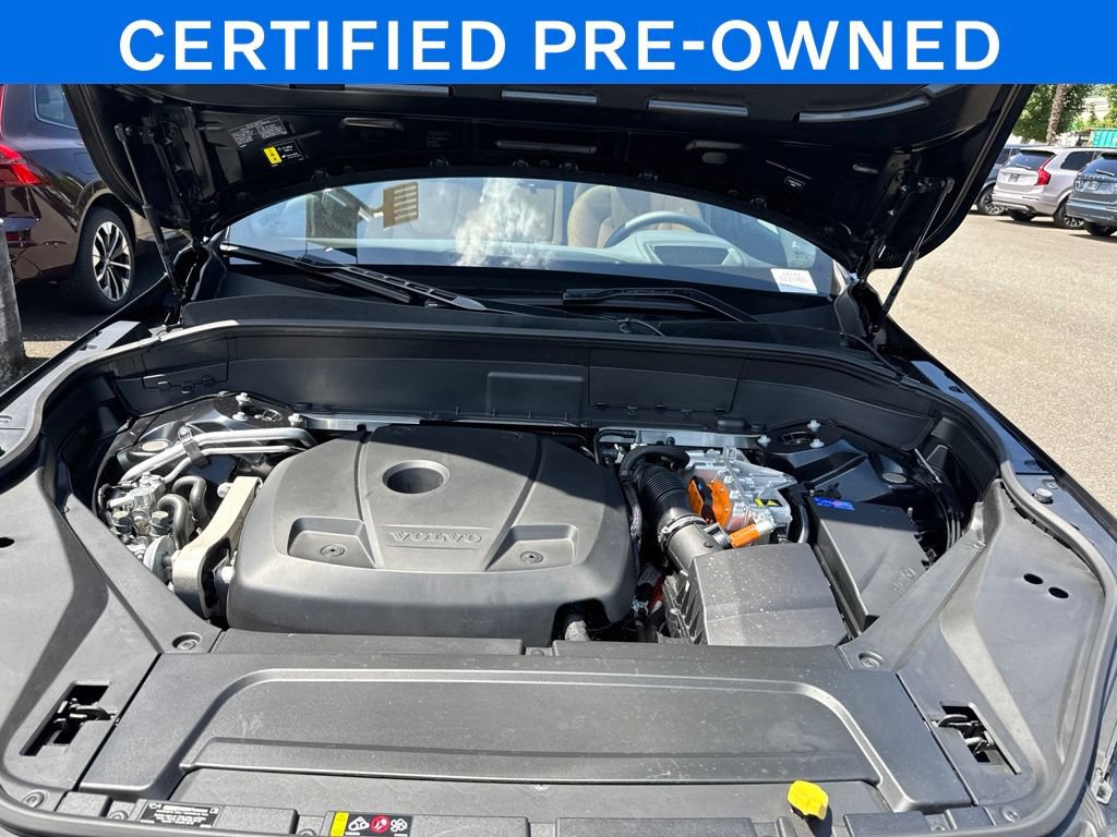 Certified 2024 Volvo XC90 T8 Ultimate w/ Lounge Package AWD/4WD image 30