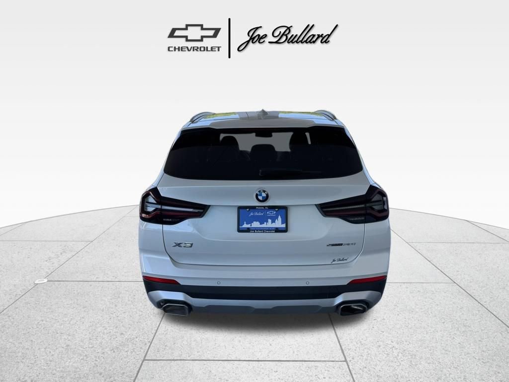 Used 2024 BMW X3 sDrive30i w/ Premium Package RWD image 8