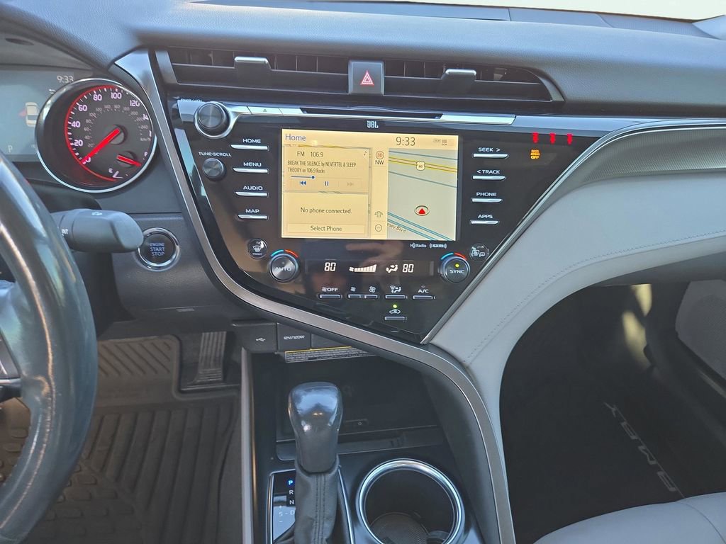 Used 2020 Toyota Camry XSE image 26