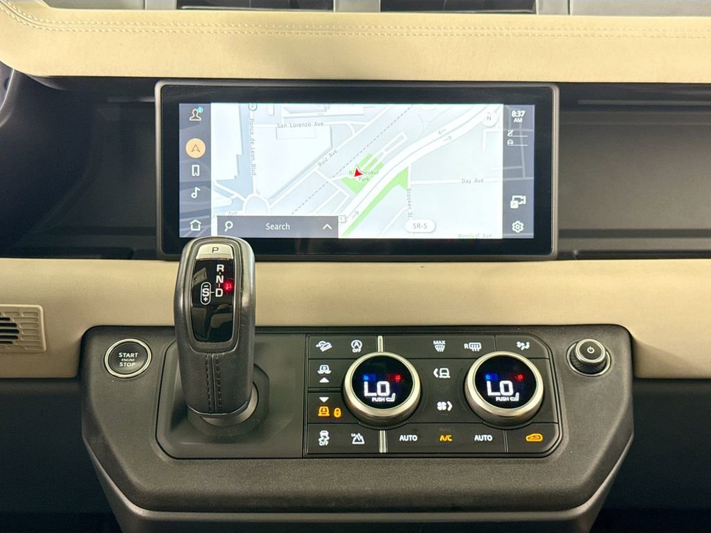 Used 2023 Land Rover Defender 110 X-Dynamic SE image 25