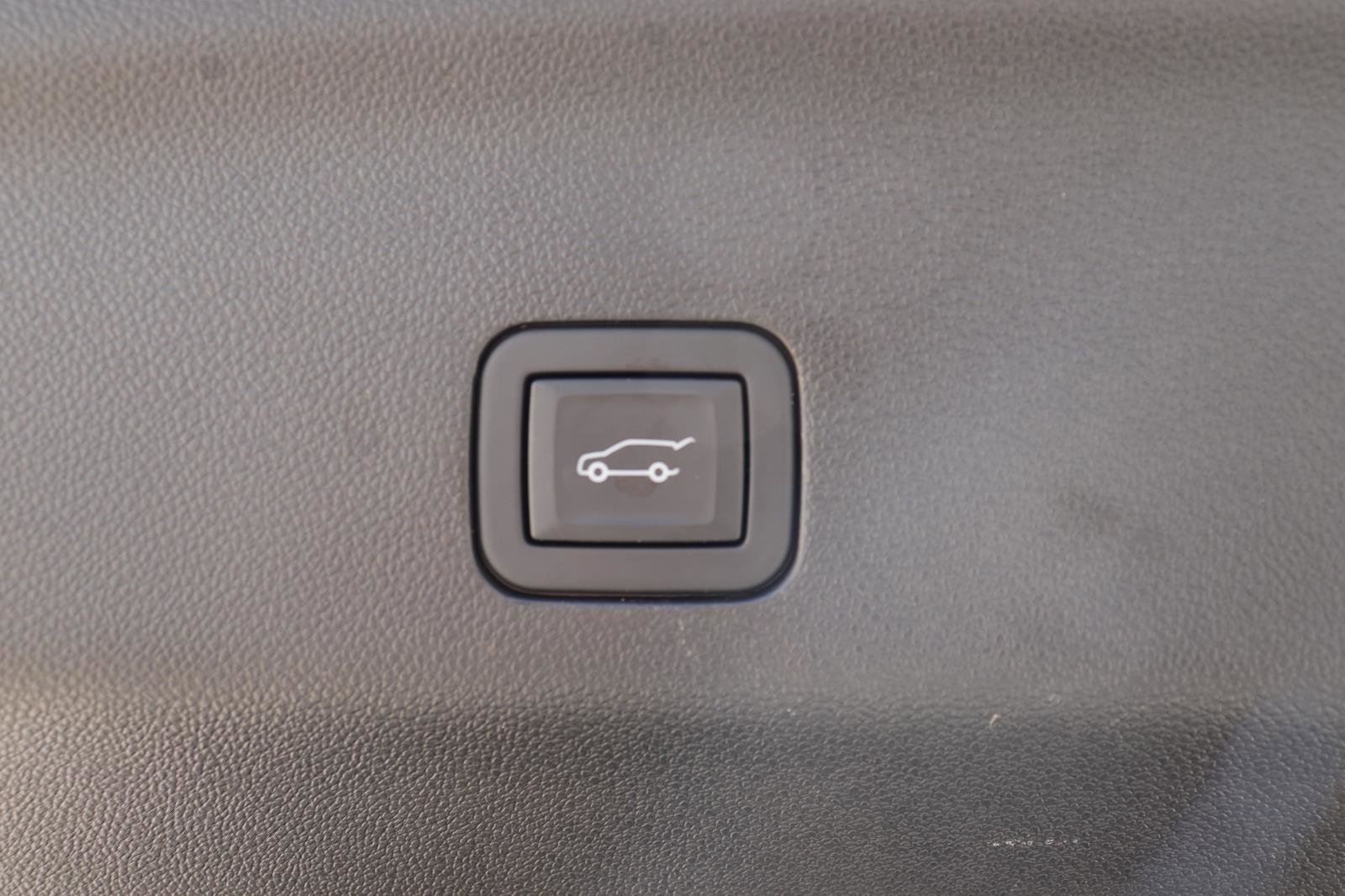 Used 2024 Chevrolet Tahoe High Country image 20