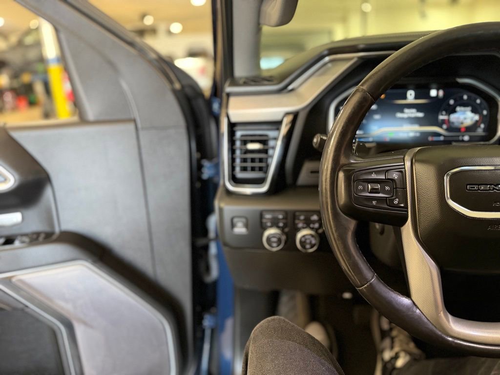 Used 2022 GMC Sierra 1500 Denali AWD/4WD image 7