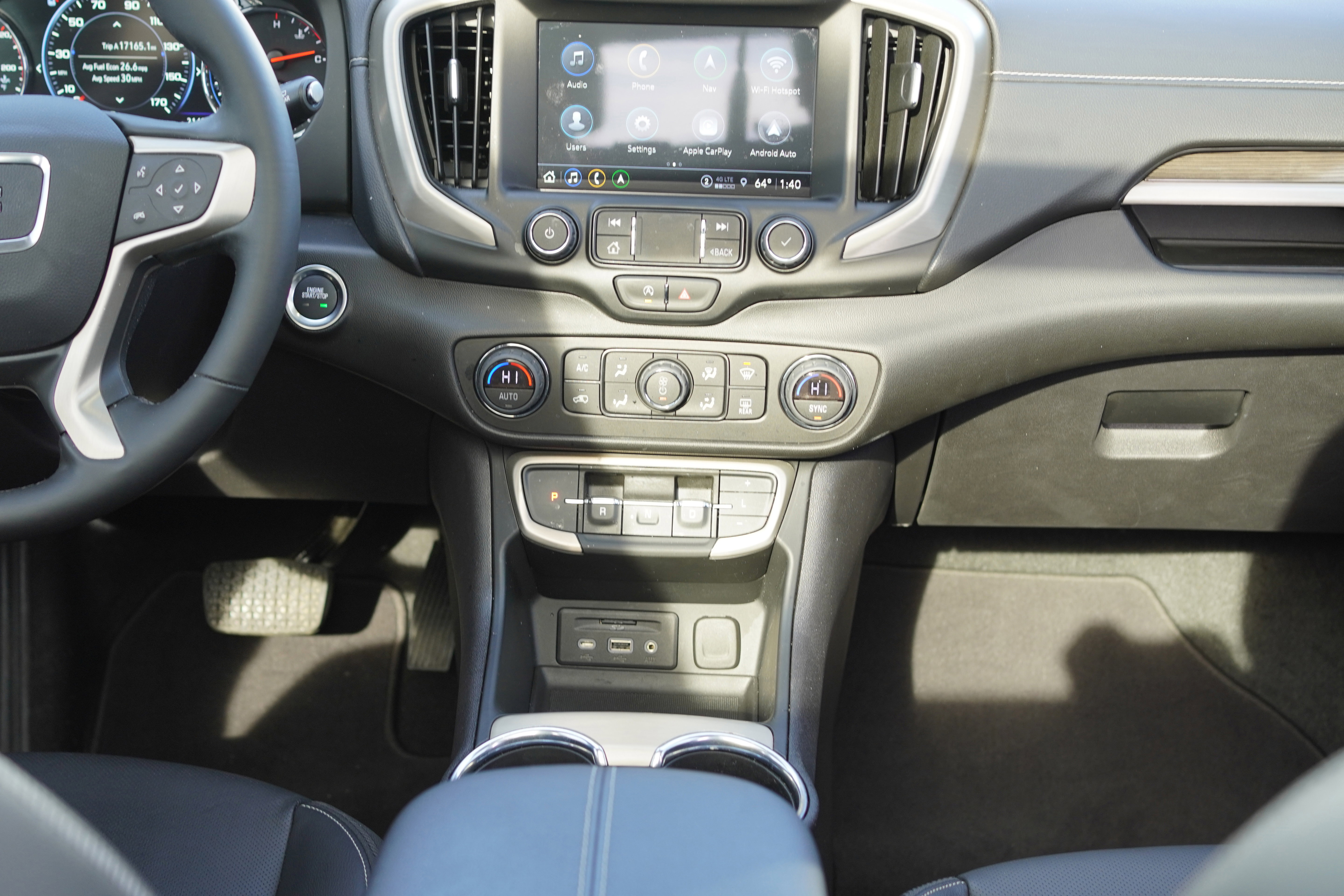 Used 2024 GMC Terrain Denali w/ Denali Premium Package image 21