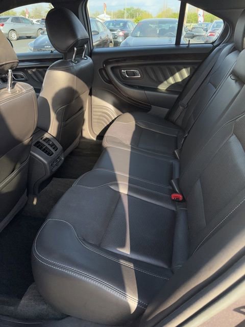 Used 2014 Ford Taurus Limited w/ Equipment Group 301A image 9