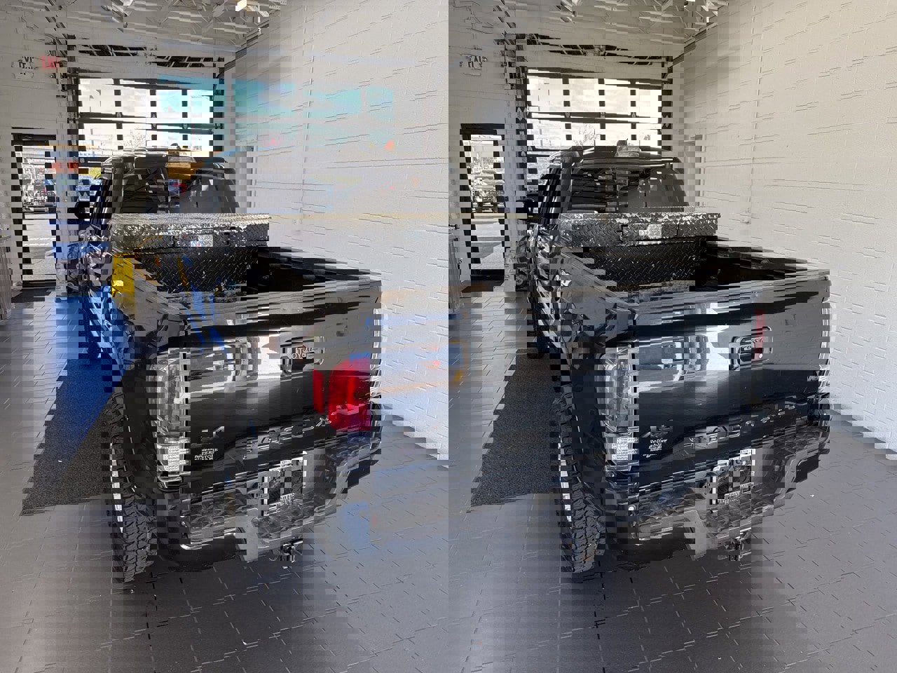 Certified 2021 Toyota Tacoma Limited image 6