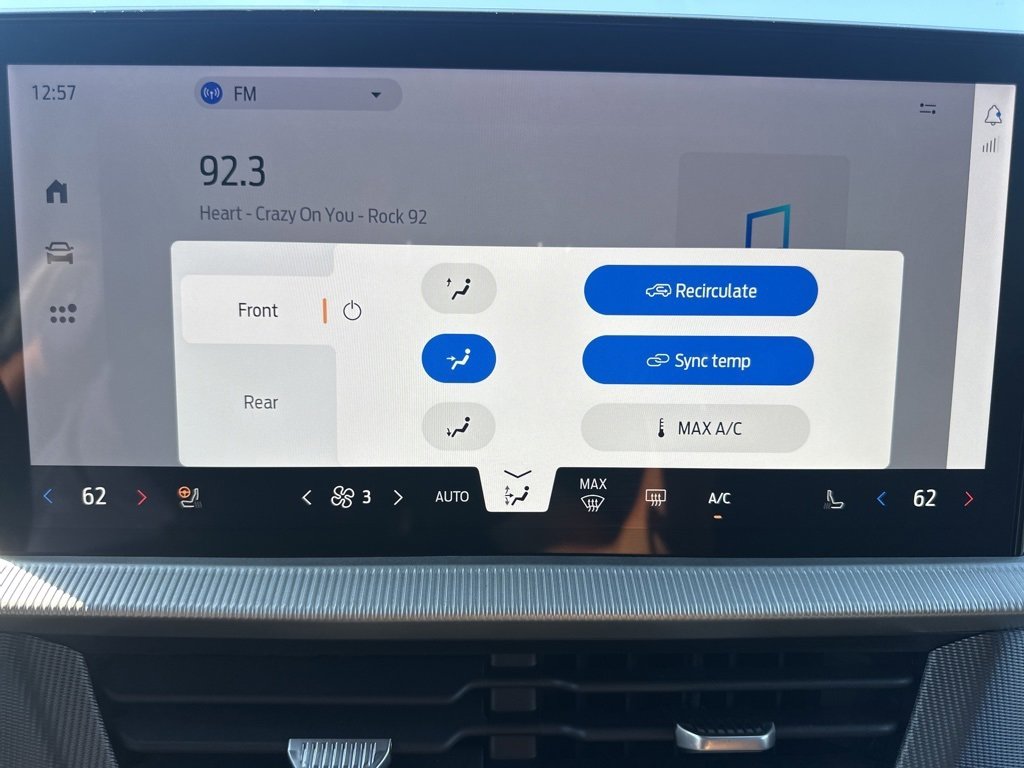 Used 2025 Ford Explorer ST-Line w/ Premium Package image 21