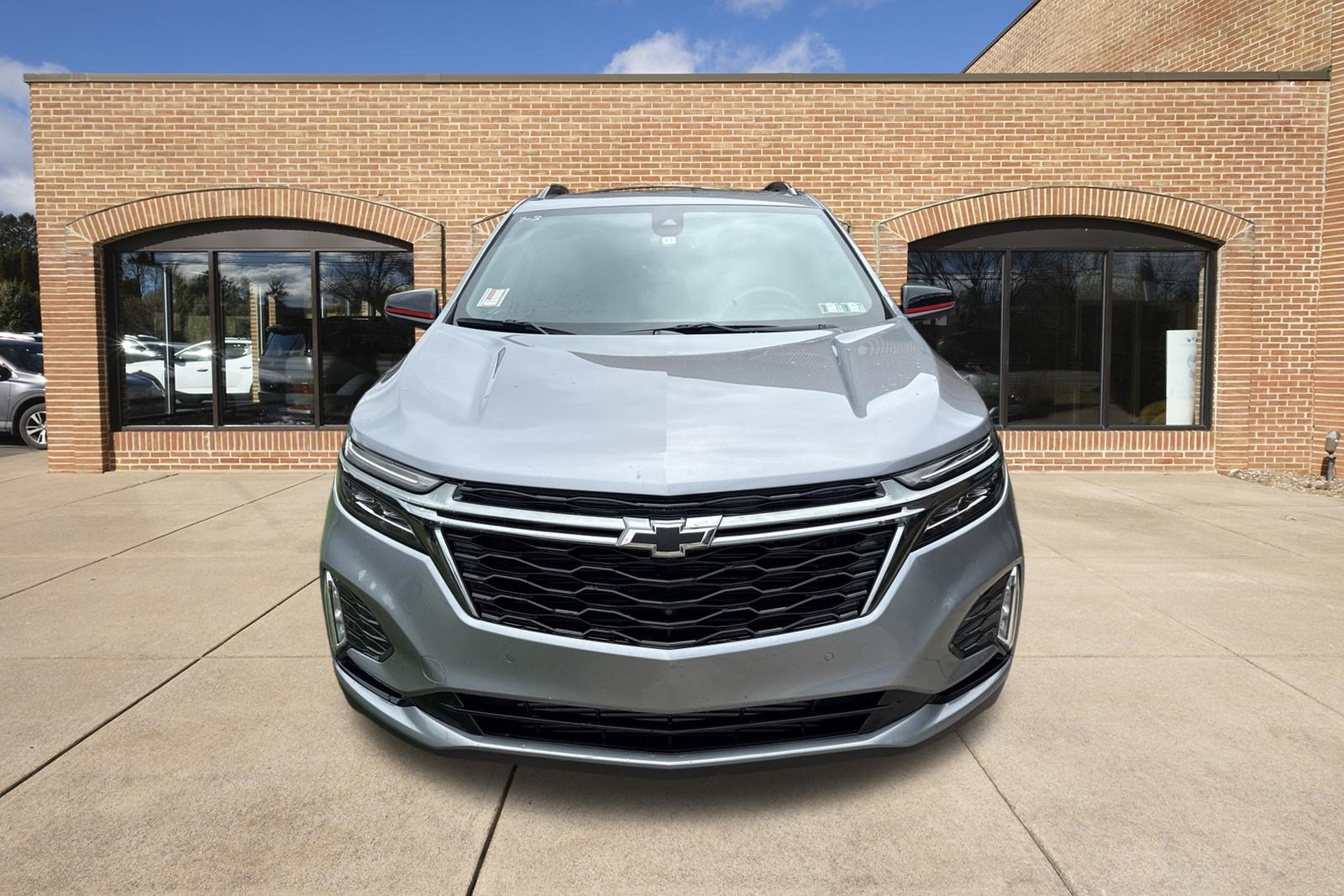 Used 2023 Chevrolet Equinox Premier AWD/4WD image 10