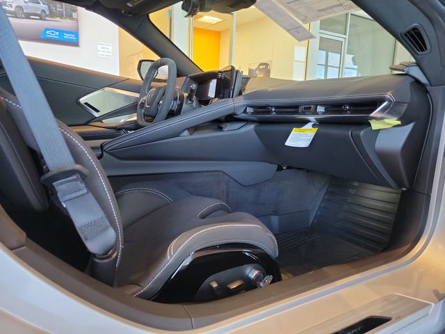 New 2026 Chevrolet Corvette Stingray Premium Cpe w/ Z51 Performance Package RWD image 17