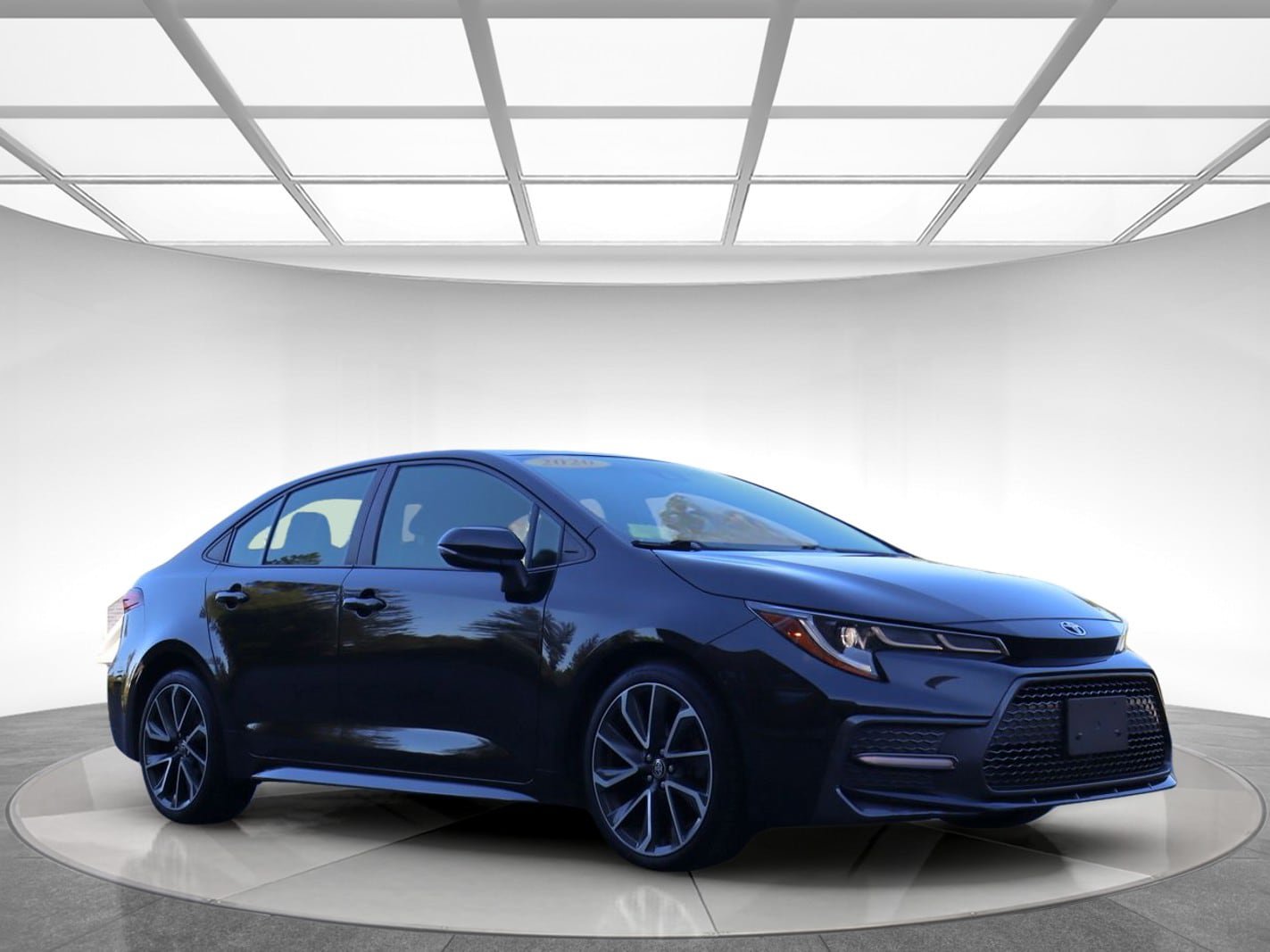 Used 2020 Toyota Corolla SE w/ SE Premium Package FWD image 3