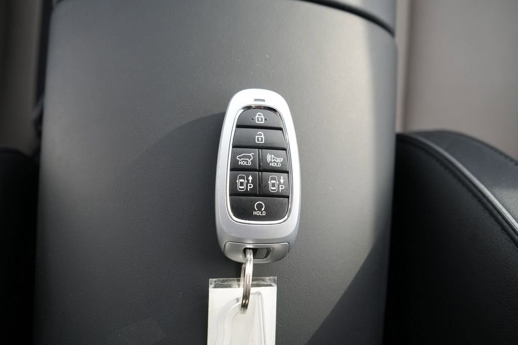 Certified 2021 Hyundai Santa Fe Limited AWD/4WD image 41