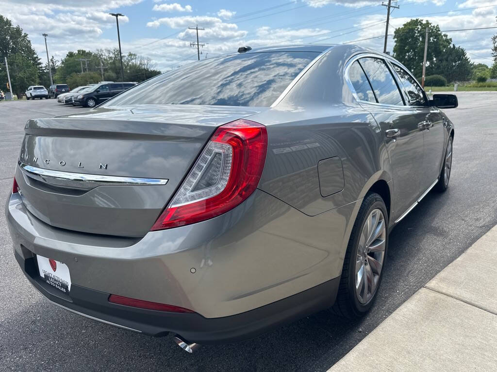 Used 2015 Lincoln MKS FWD image 5
