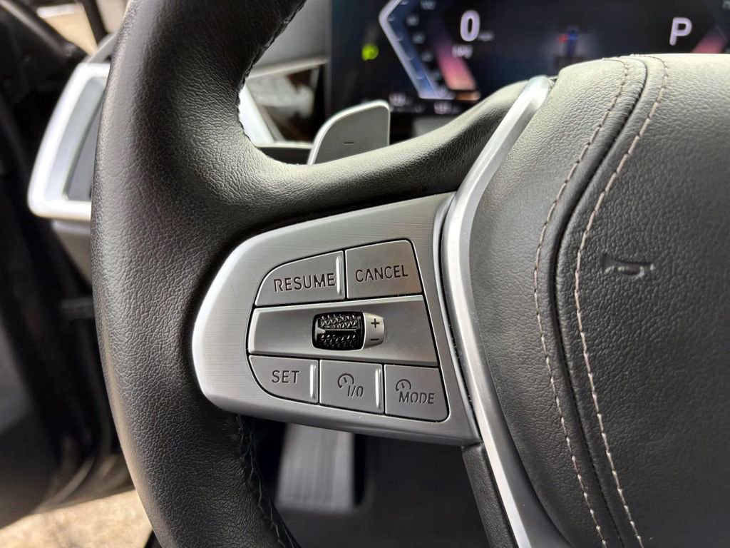 Certified 2025 BMW X7 xDrive40i image 17