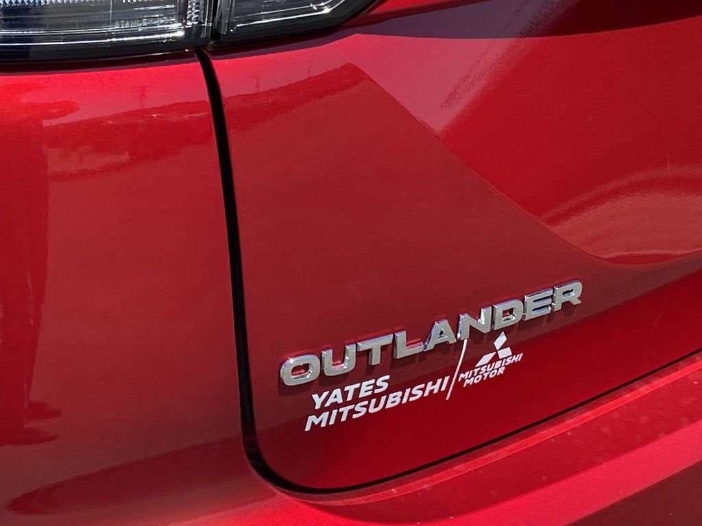 New 2026 Mitsubishi Outlander SEL FWD image 29