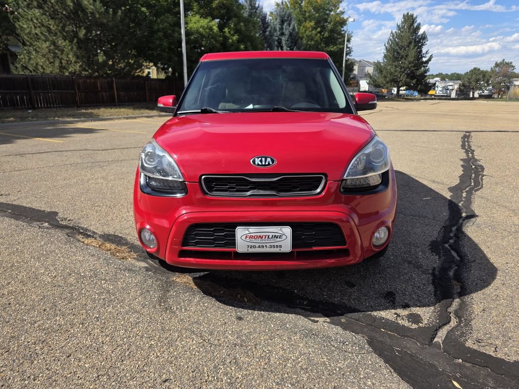 Used 2013 Kia Soul ! w/ Premium Pkg FWD image 8