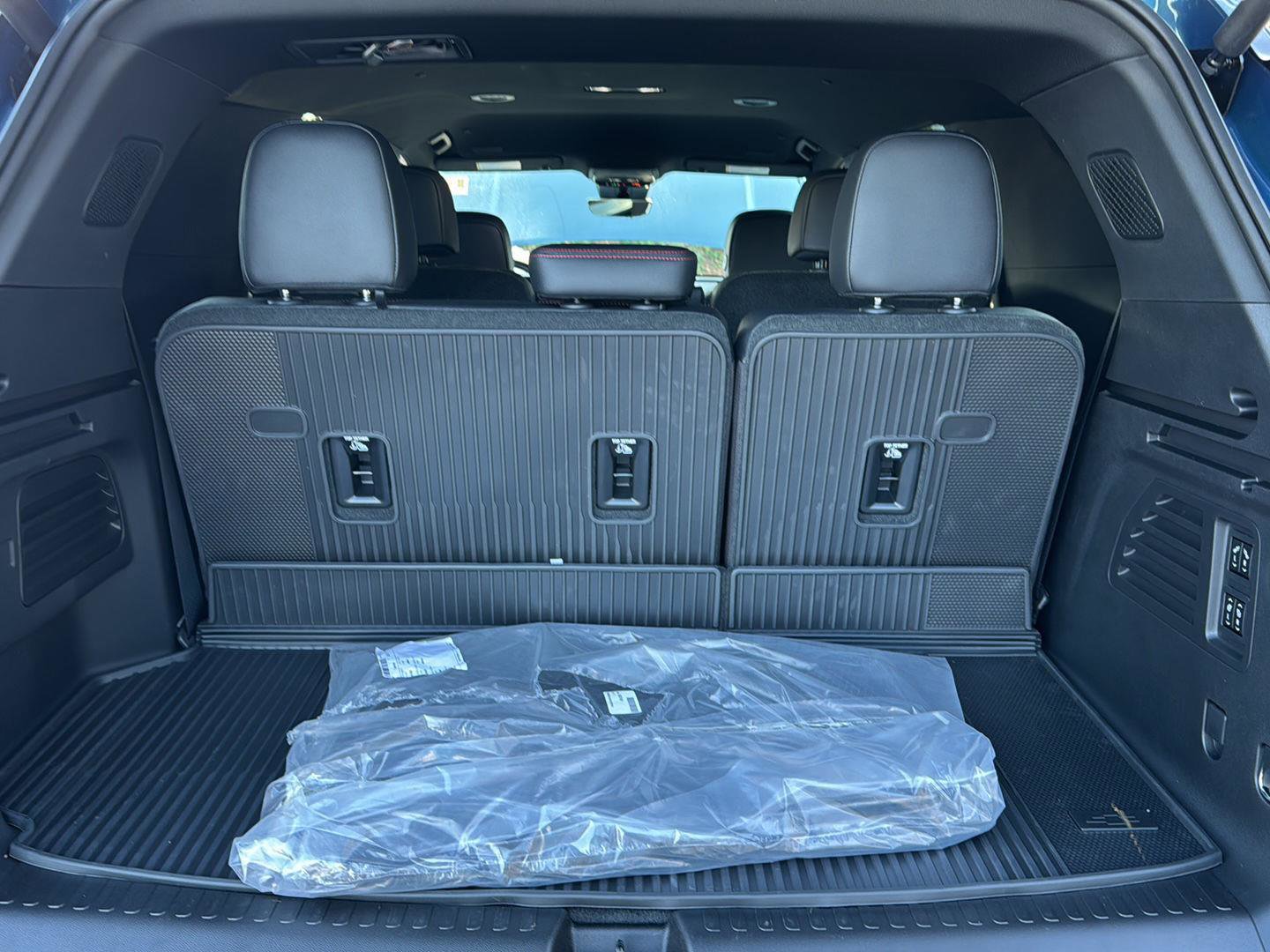 New 2026 Chevrolet Traverse RS w/ LPO, Floor Liner Package image 29