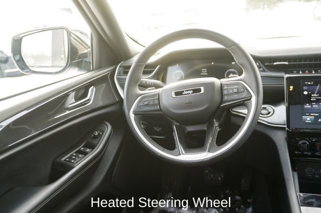 Used 2023 Jeep Grand Cherokee Altitude image 10