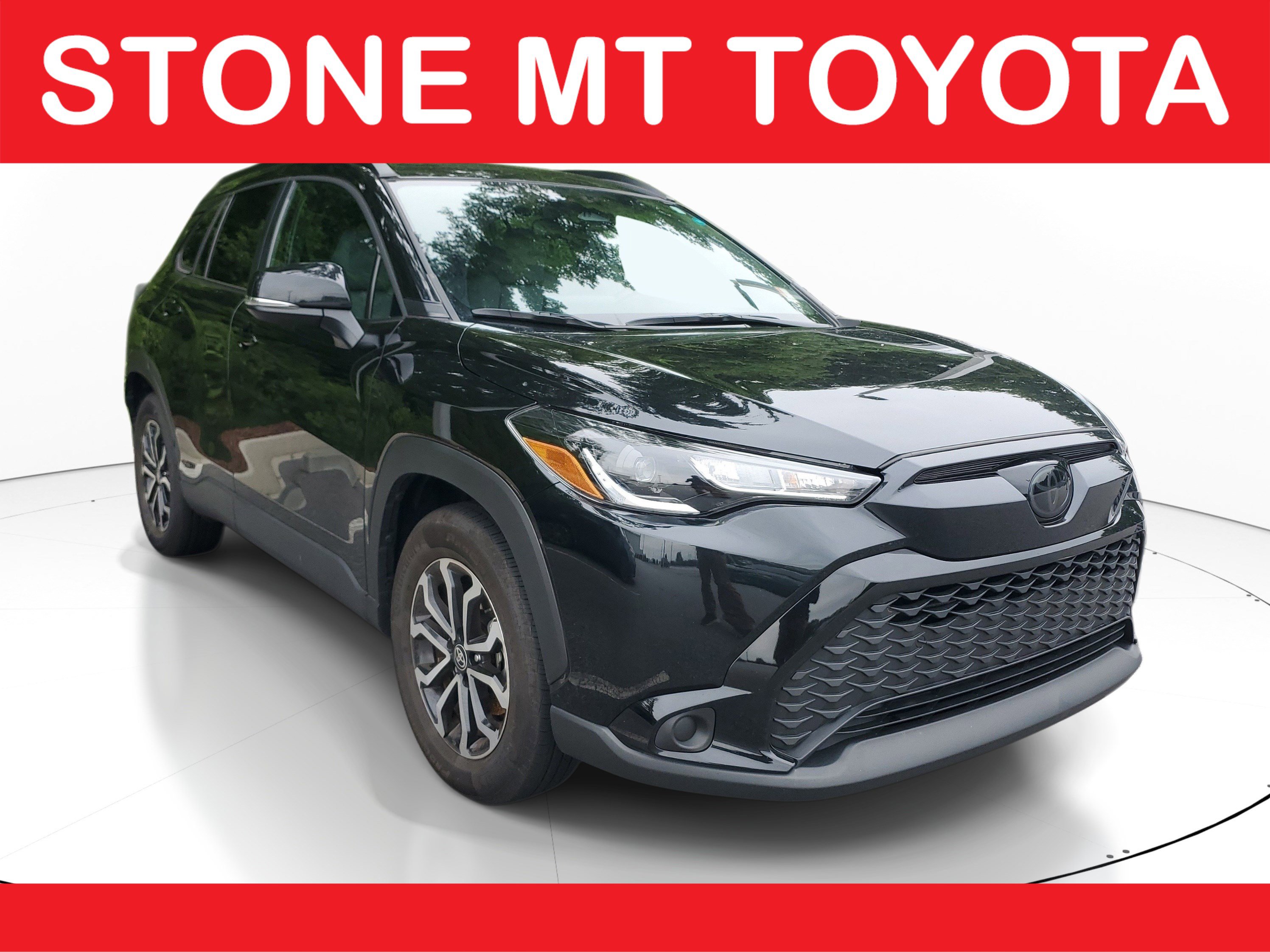 Used 2024 Toyota Corolla Cross AWD Hybrid video 1
