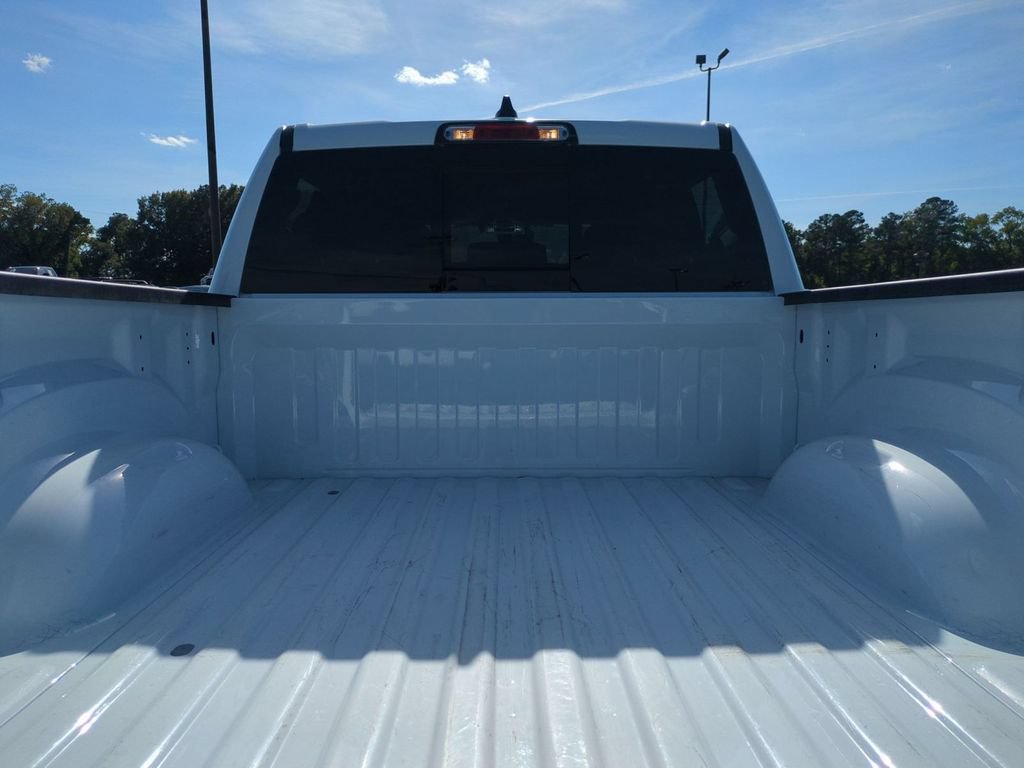 Used 2025 RAM 1500 Laramie w/ Night Edition AWD/4WD image 31
