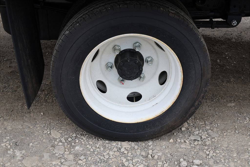 New 2025 Chevrolet Low Cab Forward 5500XG RWD image 11
