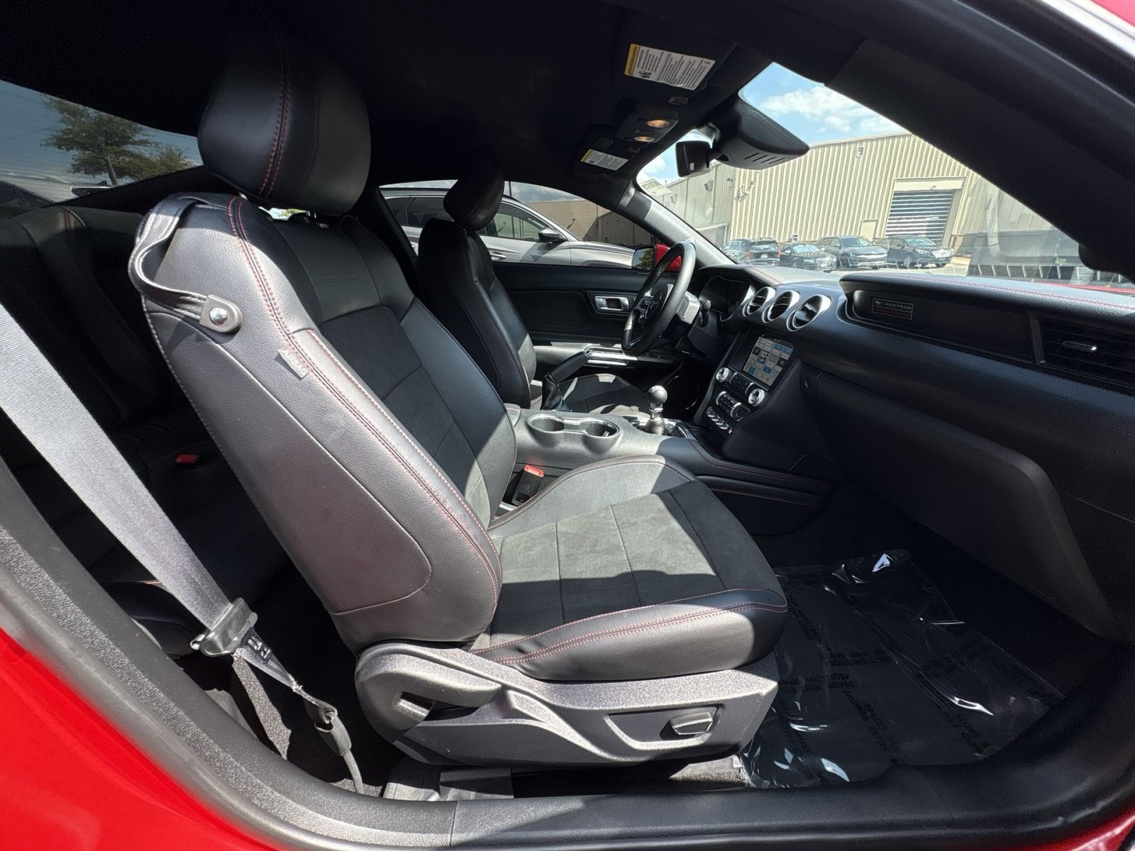 Used 2019 Ford Mustang GT Premium w/ Equipment Group 401A RWD image 26