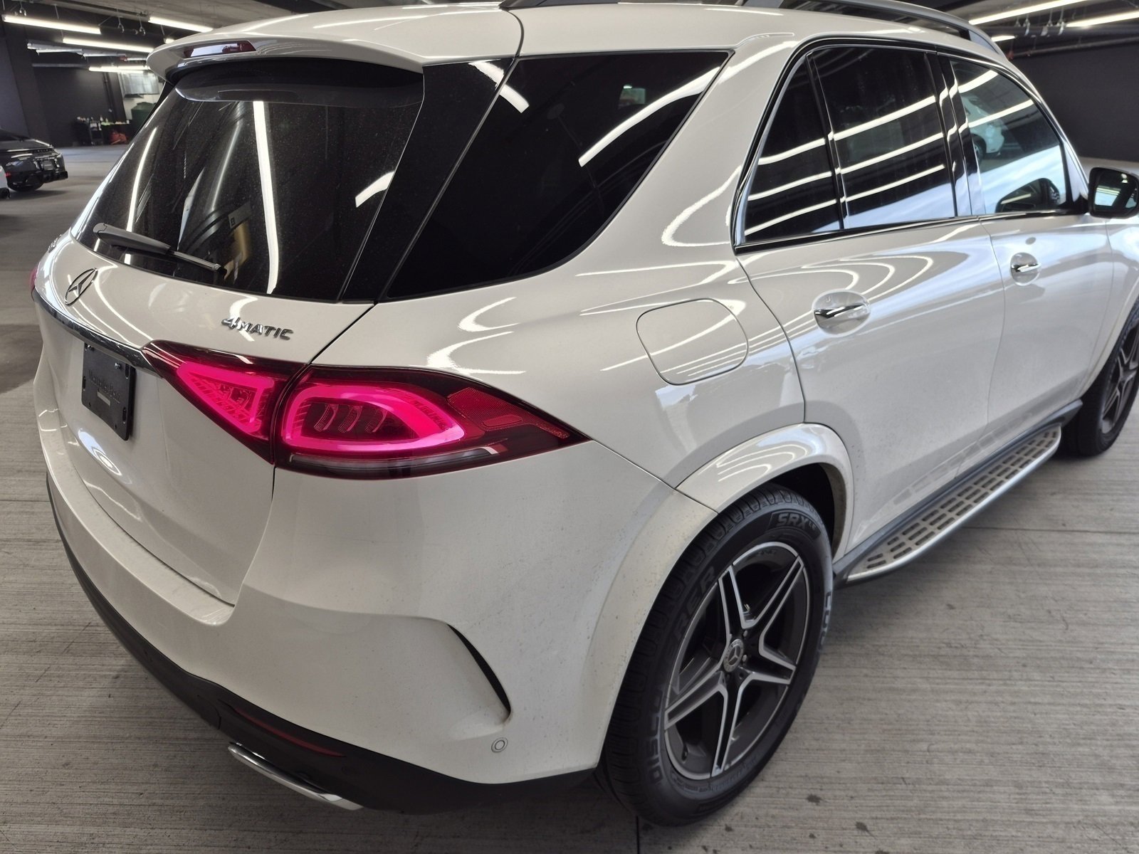Used 2022 Mercedes-Benz GLE 350 4MATIC image 5