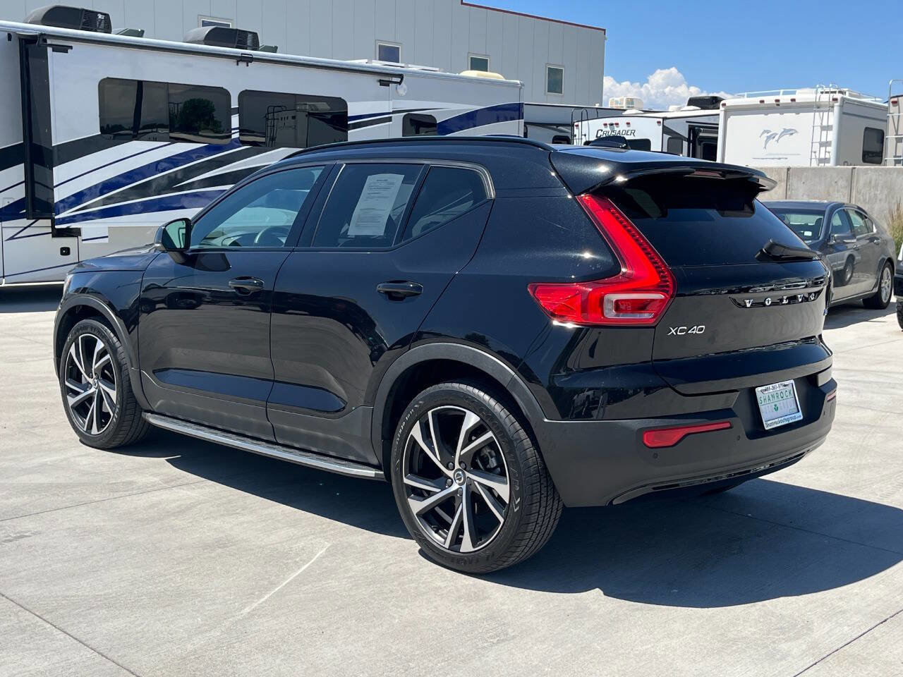 Used 2022 Volvo XC40 T5 R-Design w/ Advanced Package image 5