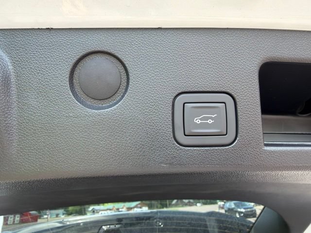Used 2026 Chevrolet Equinox RS w/ Convenience Package III AWD/4WD image 9