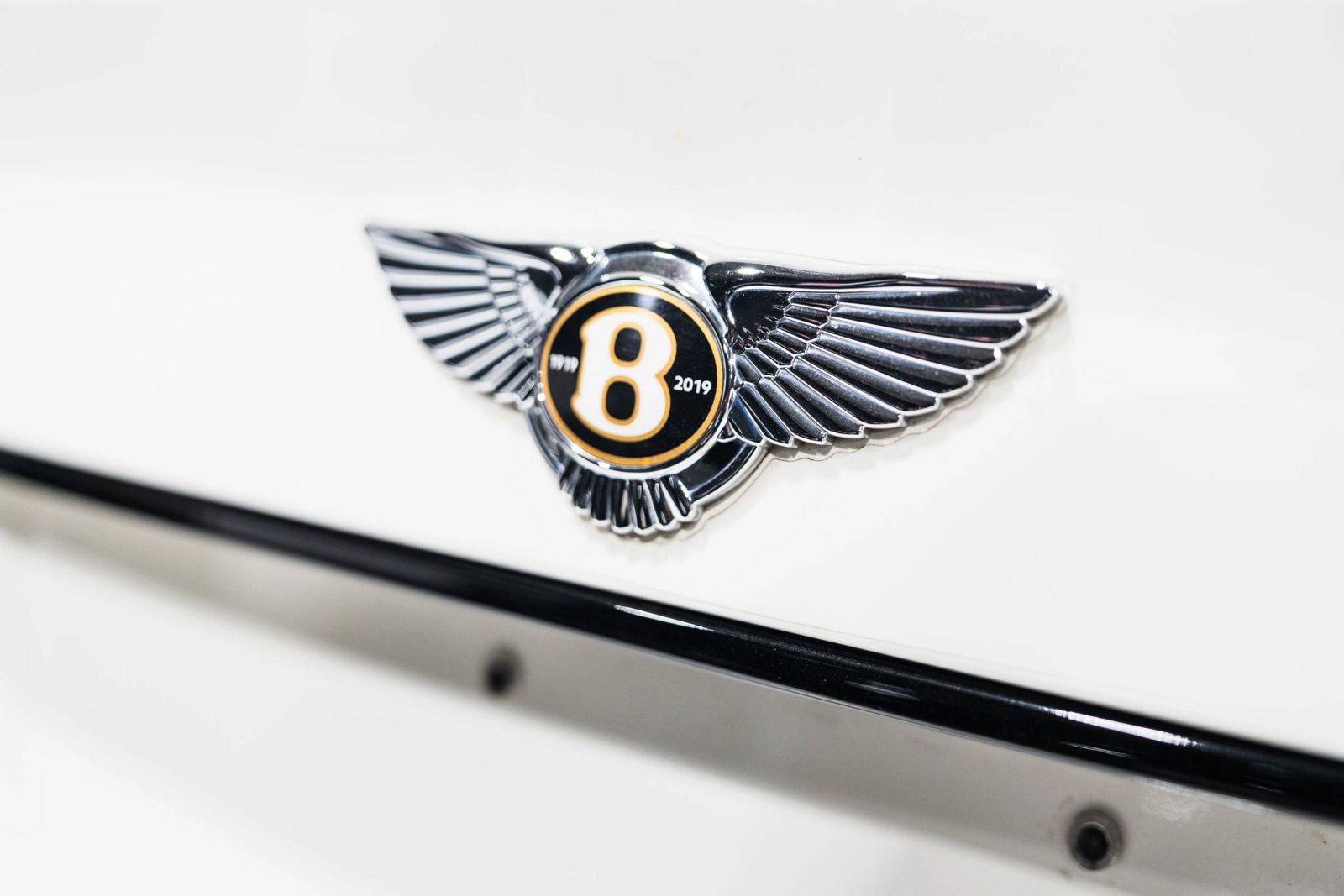 Used 2019 Bentley Bentayga AWD/4WD image 50