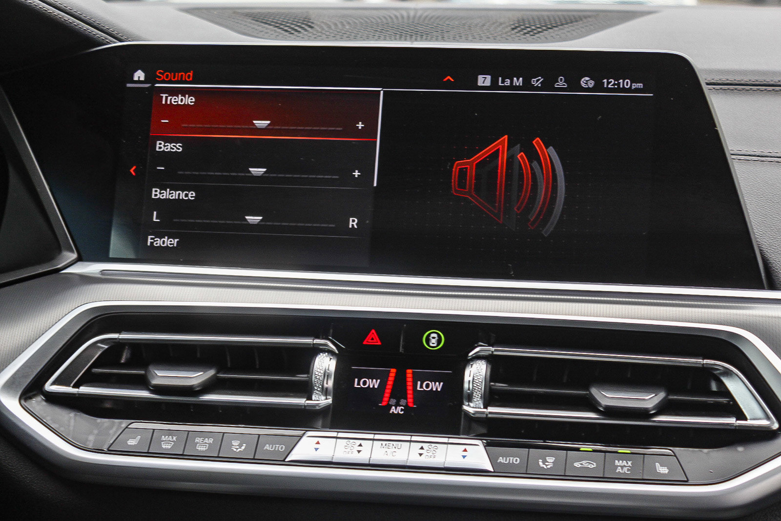 Used 2022 BMW X6 xDrive40i w/ M Sport Package image 14