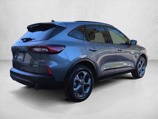 Used 2025 Ford Escape ST-Line image 5