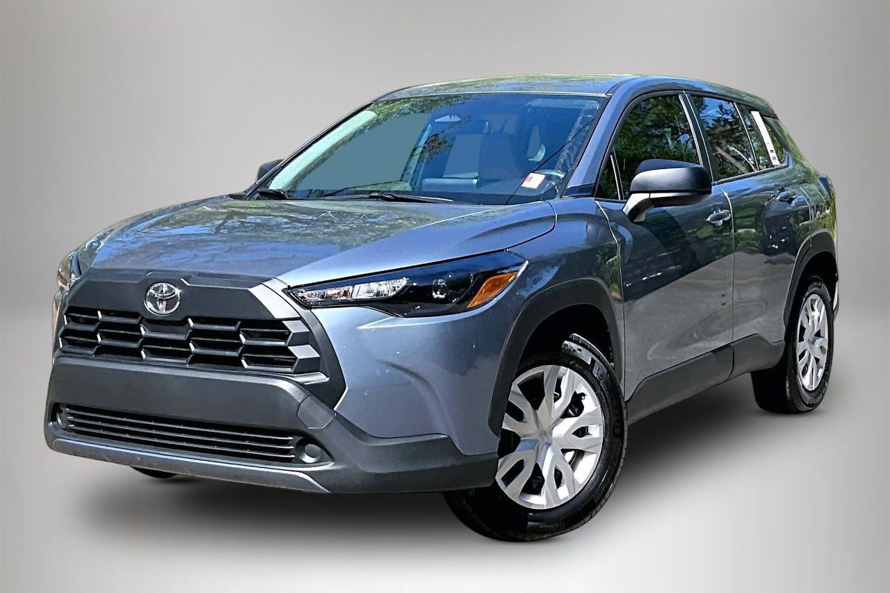 Used 2026 Toyota Corolla Cross L FWD image 1