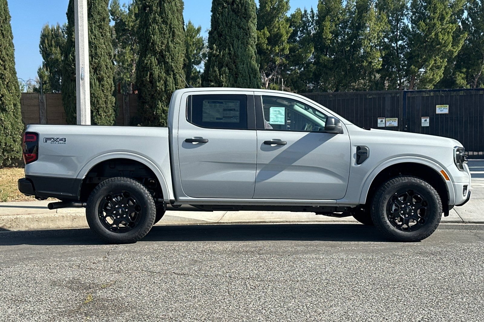 New 2026 Ford Ranger XLT w/ Equipment Group 301A High AWD/4WD image 3