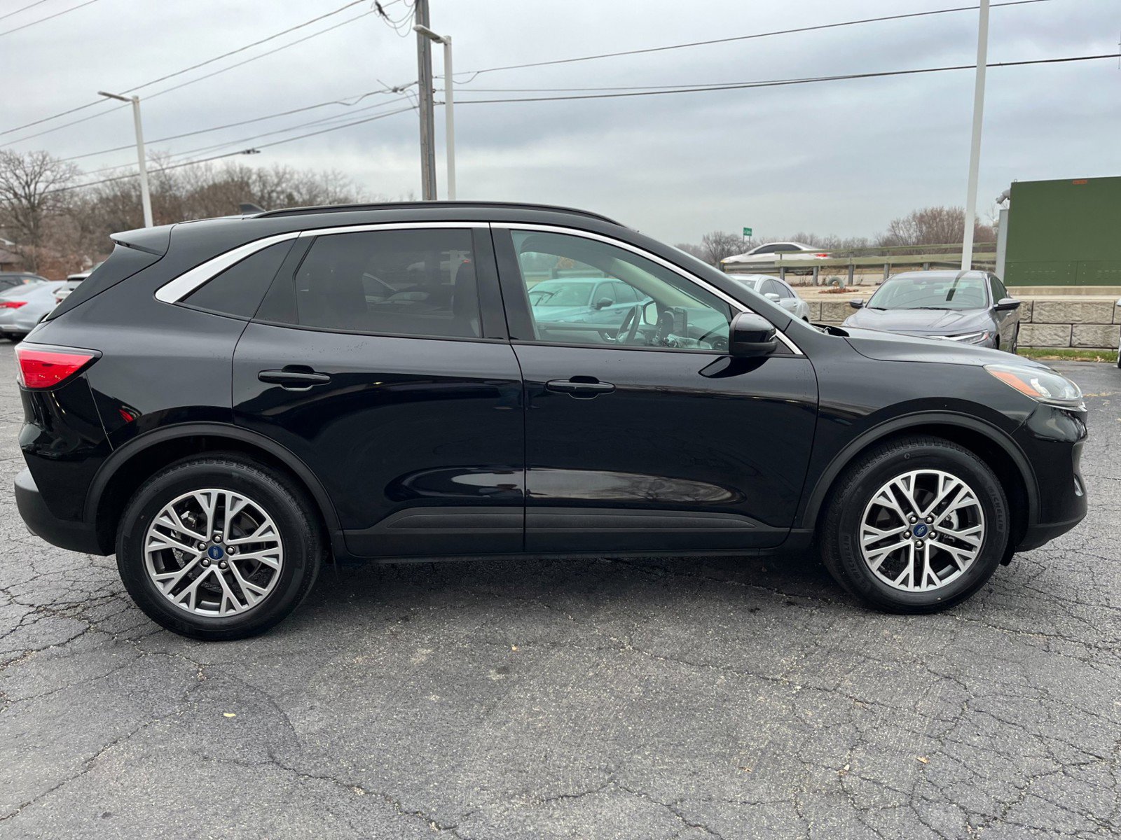 Used 2020 Ford Escape SEL image 11