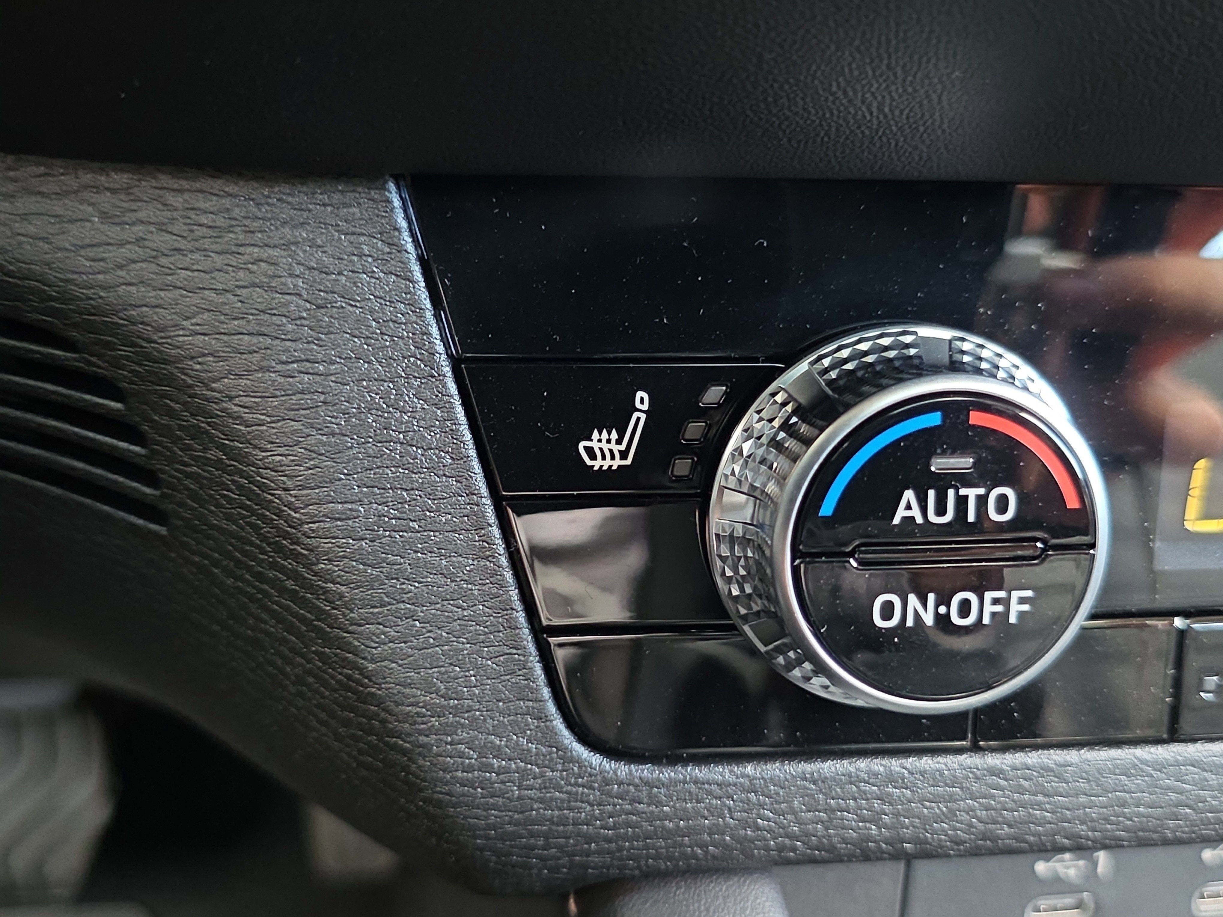 New 2026 Mitsubishi Outlander SE FWD image 23