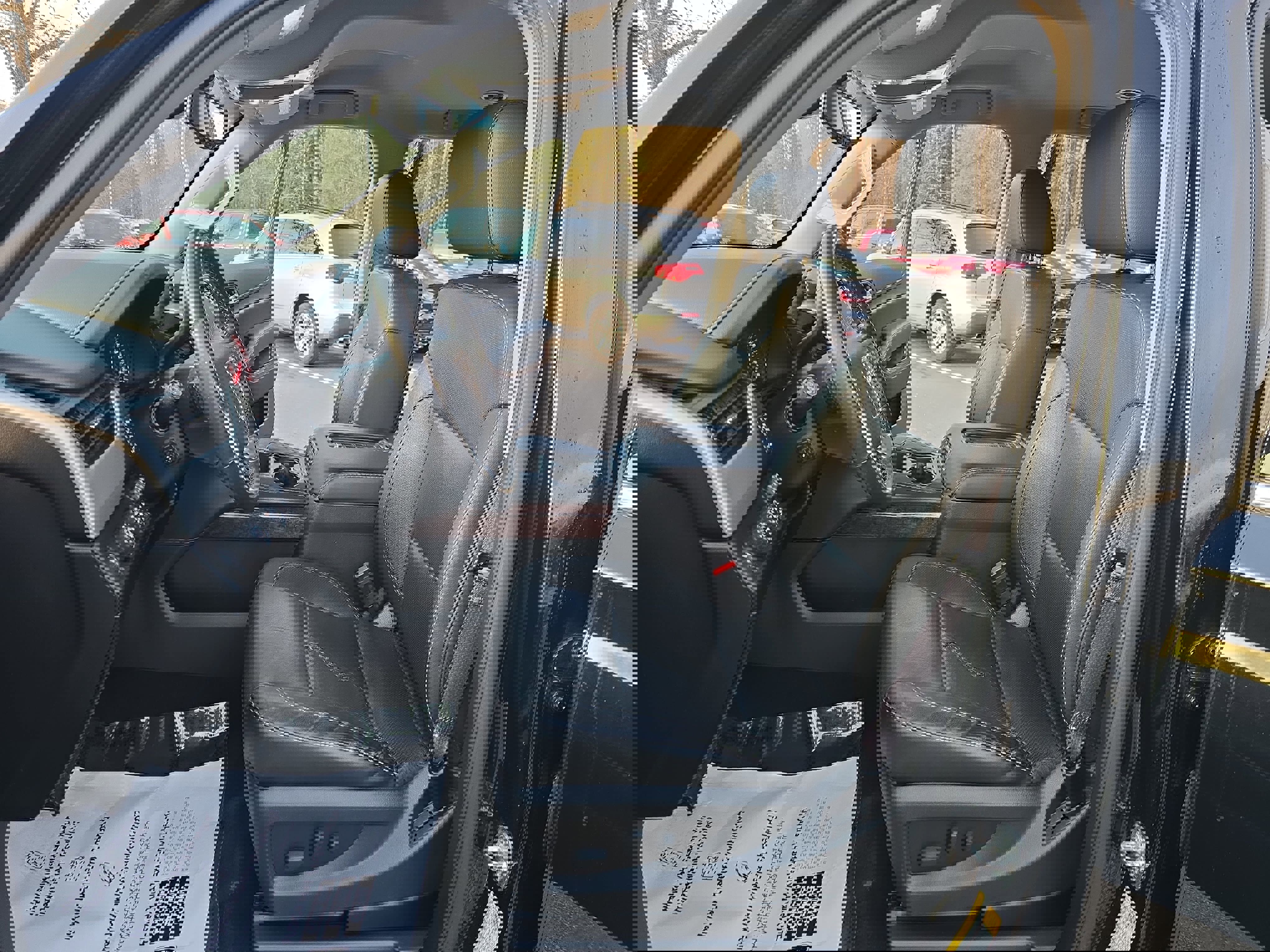 Used 2016 GMC Yukon SLT w/ HD Trailering Package image 17