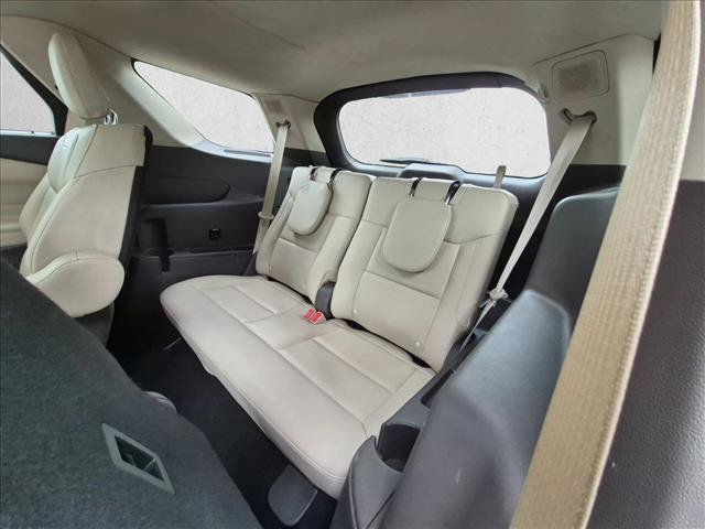 Used 2020 Ford Explorer Platinum w/ Premium Technology Package AWD/4WD image 22
