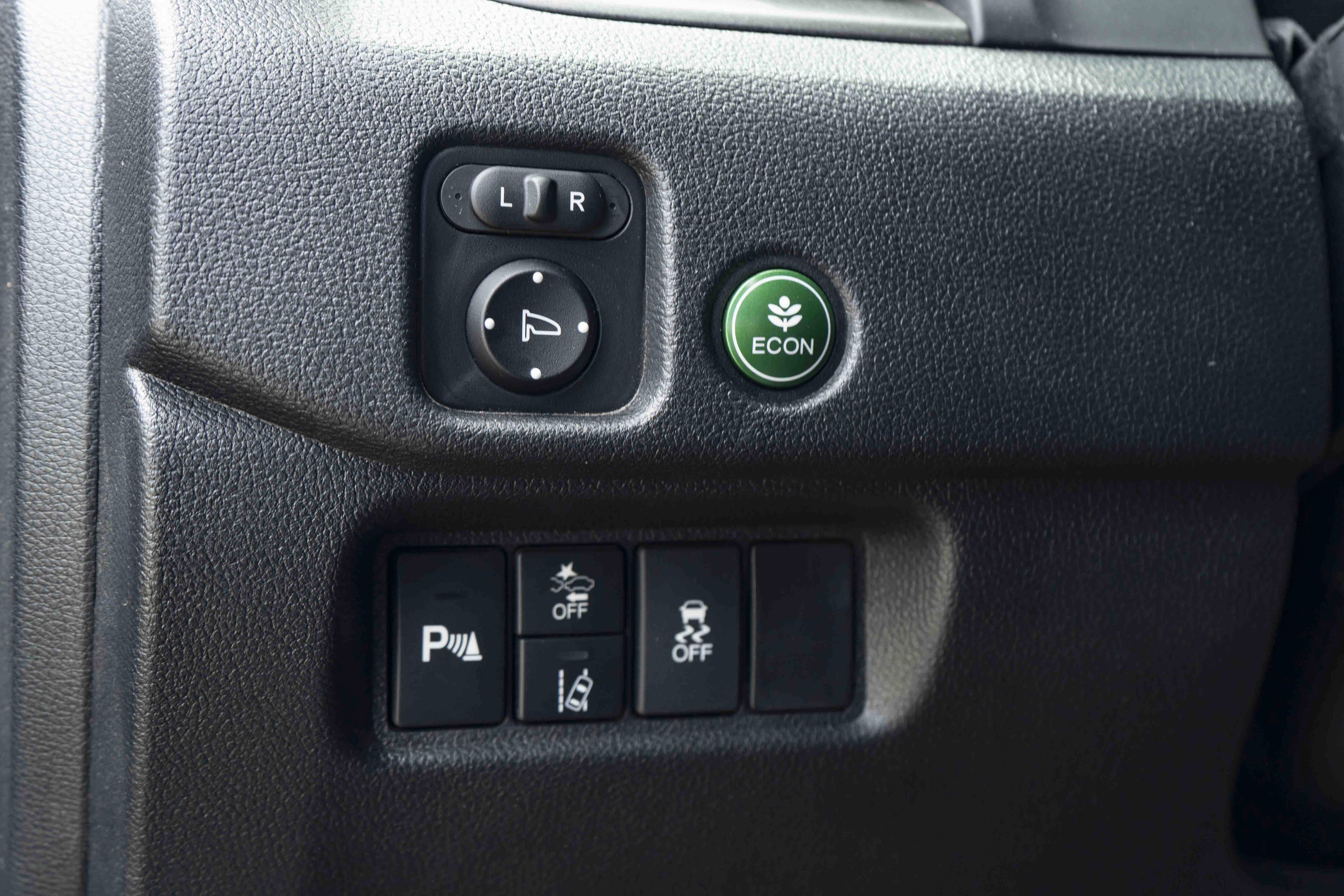 Used 2025 Honda Passport EX-L image 39