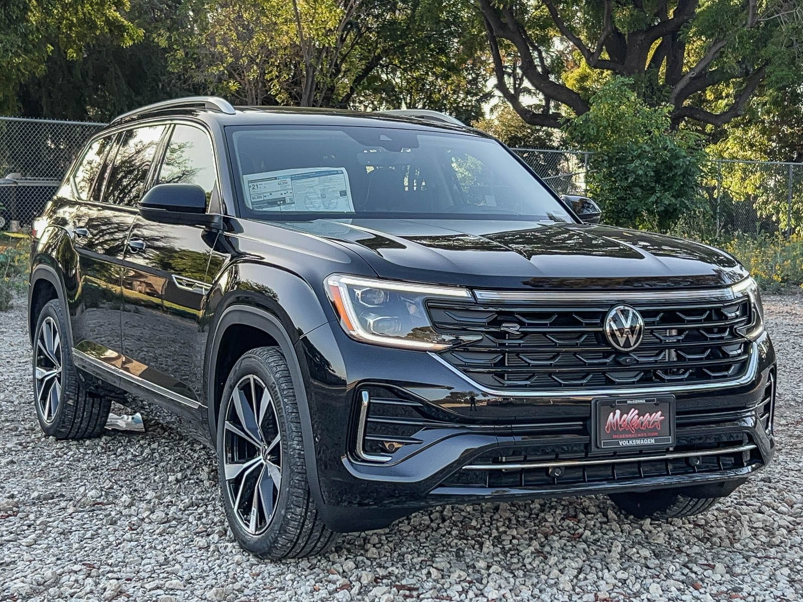 New 2026 Volkswagen Atlas SEL Premium R-Line AWD/4WD image 3