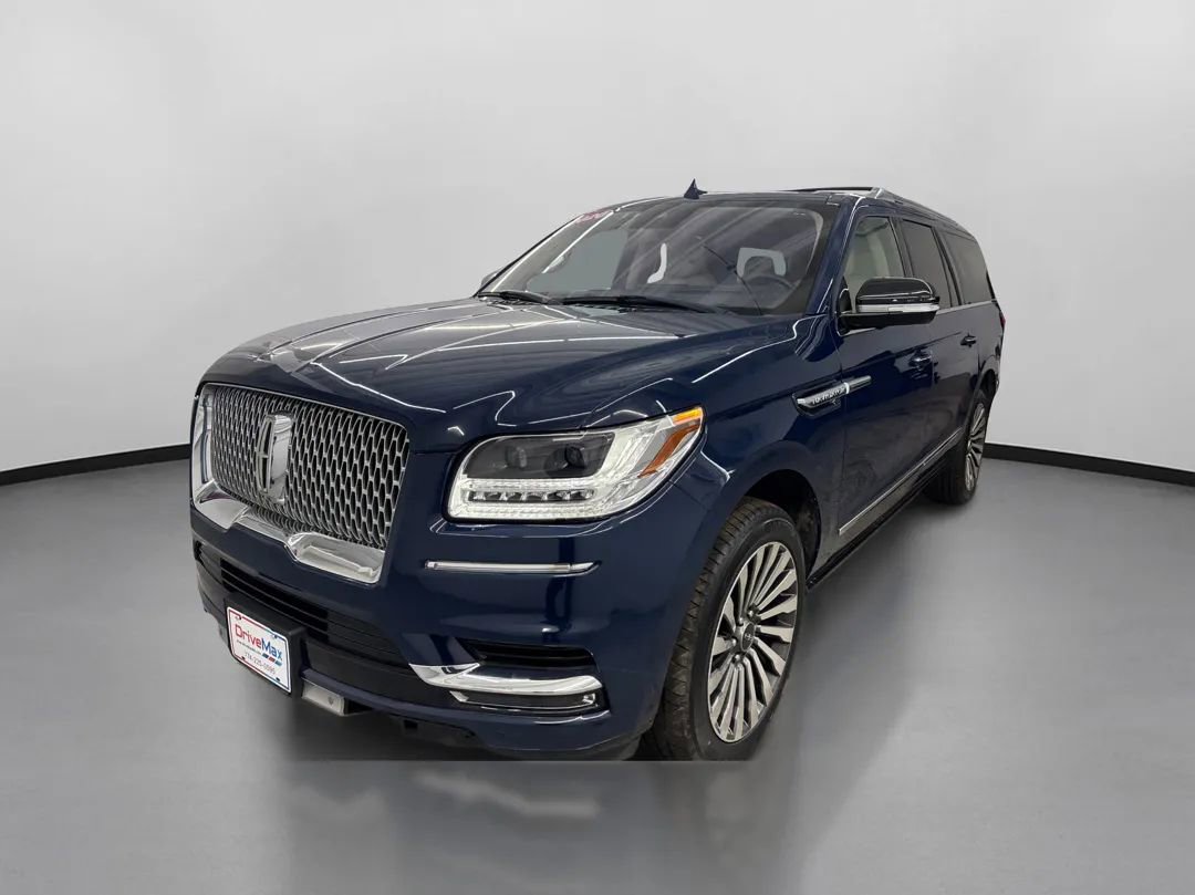 Used 2020 Lincoln Navigator L Reserve w/ Equipment Group 201A Reserve image 4