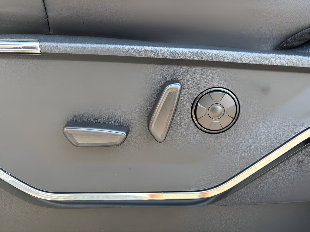 New 2026 Ford F250 Platinum AWD/4WD image 21