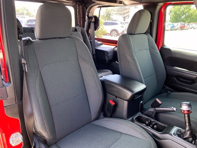 Used 2024 Jeep Wrangler Sport AWD/4WD image 9