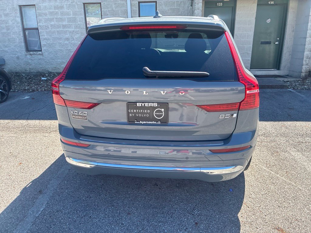 Used 2023 Volvo XC60 B5 Plus AWD/4WD image 5