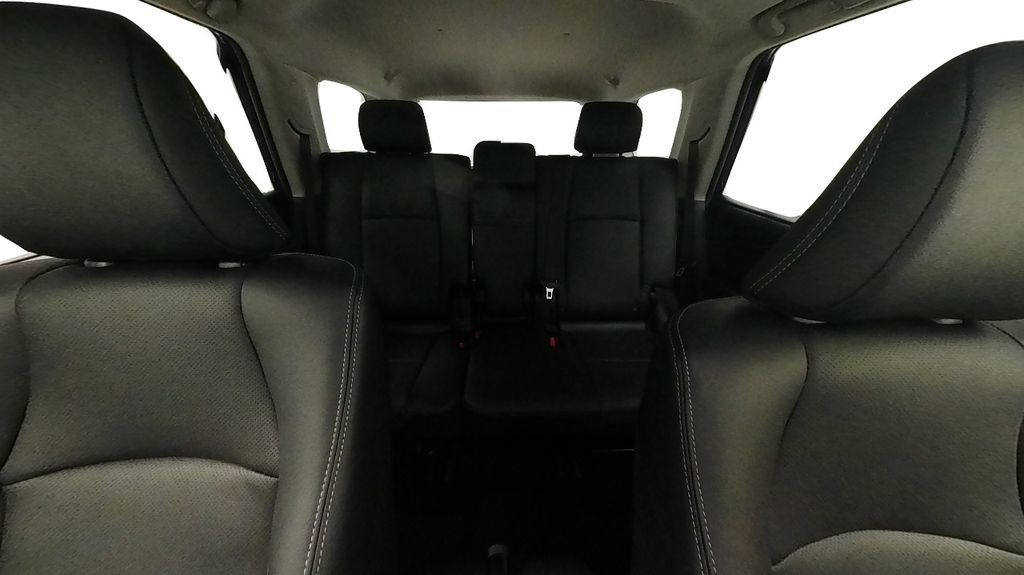 Used 2024 Toyota 4Runner Limited AWD/4WD image 31